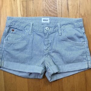 Hudson cuffed short short